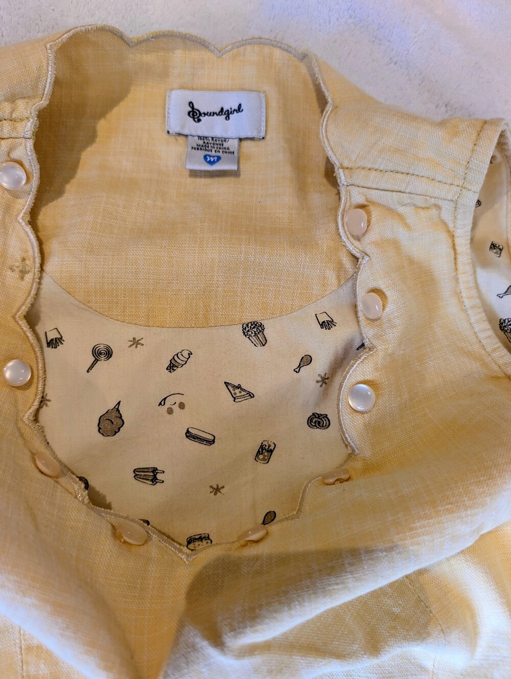 Vintage Soundgirl Butter Yellow Scalloped Novelty Print Midi Dress - Size Medium - Picture 2 of 6